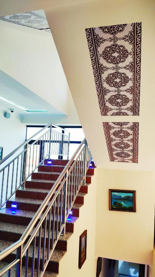 Hotel Buston Chkalovsk ภายนอก รูปภาพ