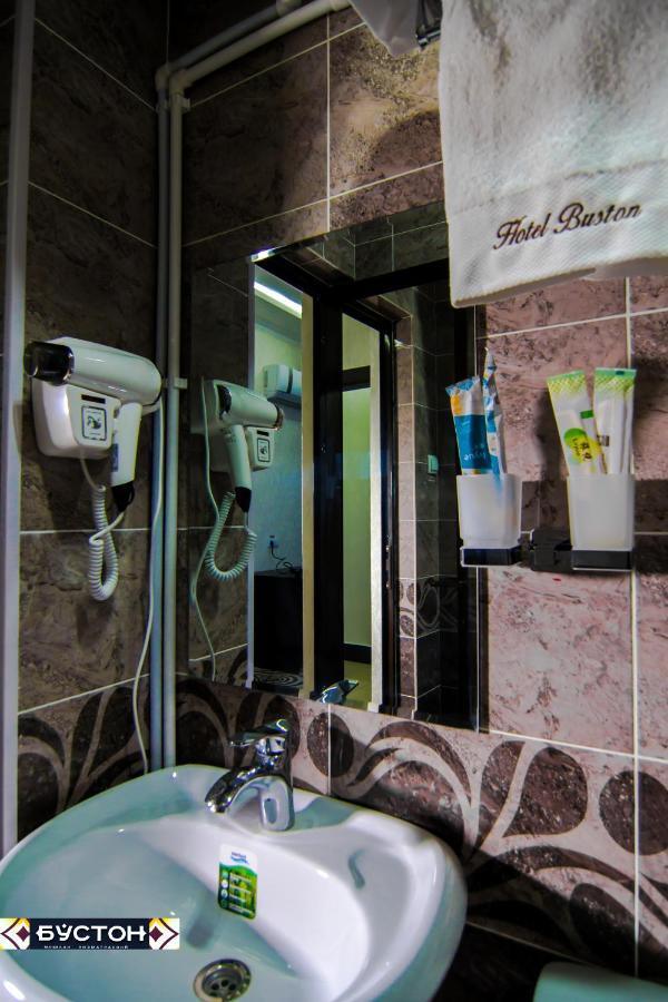 Hotel Buston Chkalovsk ภายนอก รูปภาพ